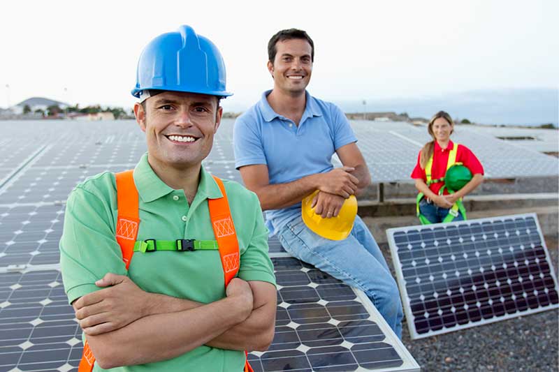 Fachkräfte Personalvermittlung für Solar-Fachbetriebe Gewerbe- und Firmenkunden zur Photovoltaik Montage in Böblingen und Umgebung