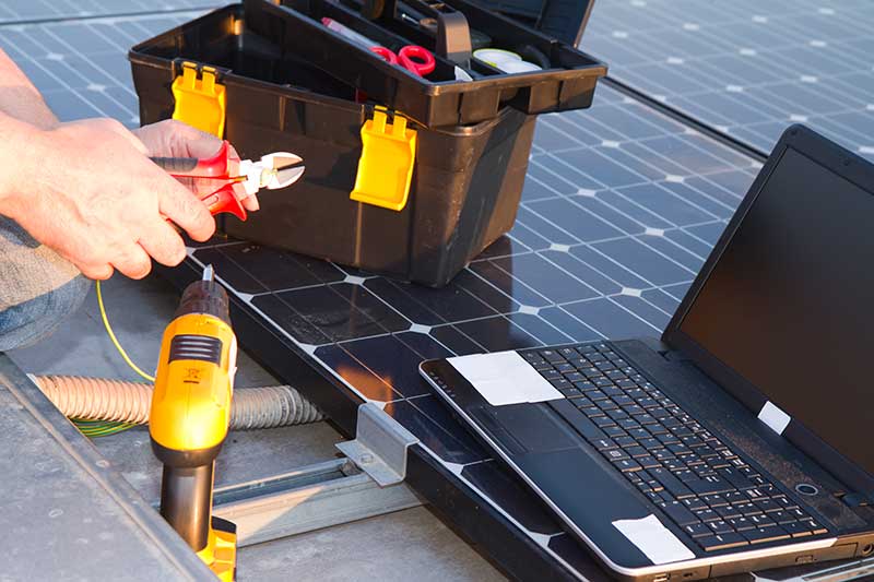 Photovoltaik Wartung und Reparatur Service für Solaranlagen von WWS Energy Solutions