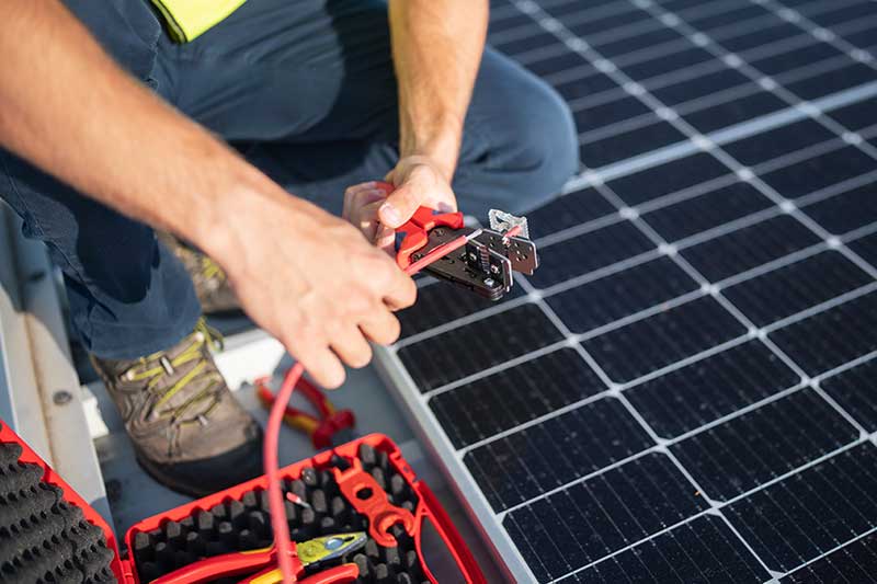 Wartung und Instandhaltung von Solaranlagen vom Fachbetrieb WWS Energy Solutions im Kreis Herrenberg